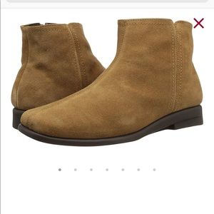 Aerosoles suede men’s shoes